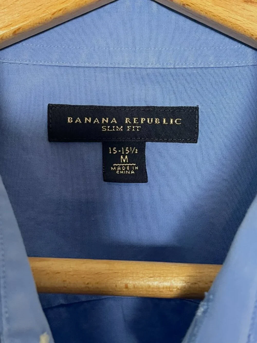 Banana Republic Slim Fit Men's French Blue Dress Shirt M 15-15.5 Long Sleeve